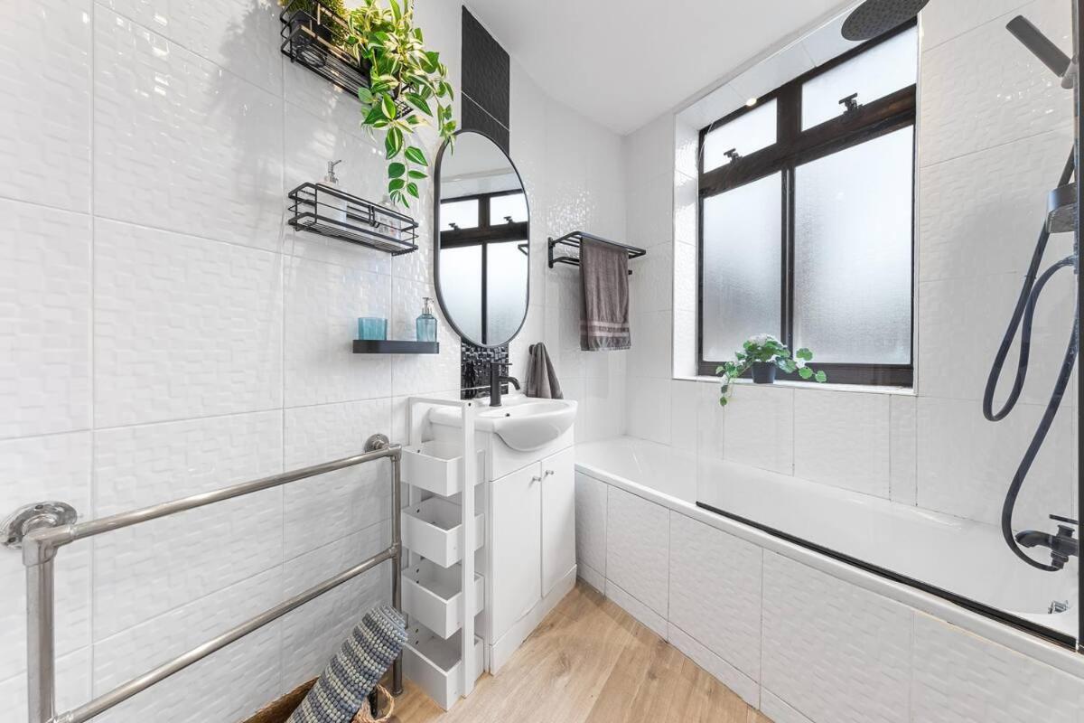 Appartement Stylish, Fully Equipped Beside Hyde Park *